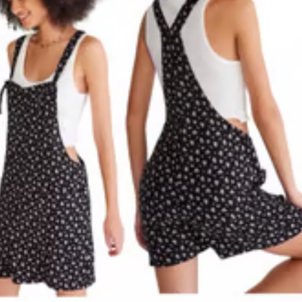 Aeropostale Black Ditsy Floral Romper